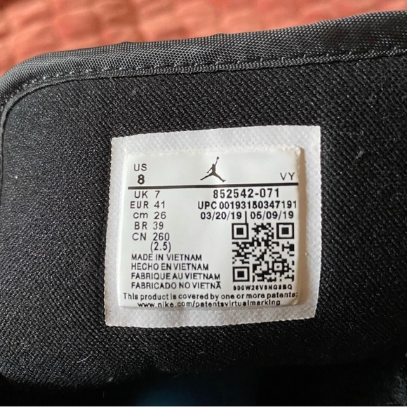 Jordan 1 Mid SE Yellow Toe 2019 - Picture 11 of 14